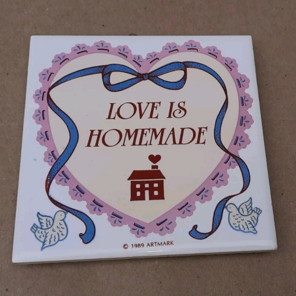 Vintage Artmark Ceramic Tile Trivet LOVE IS HOMEMADE - Picture 2 of 7